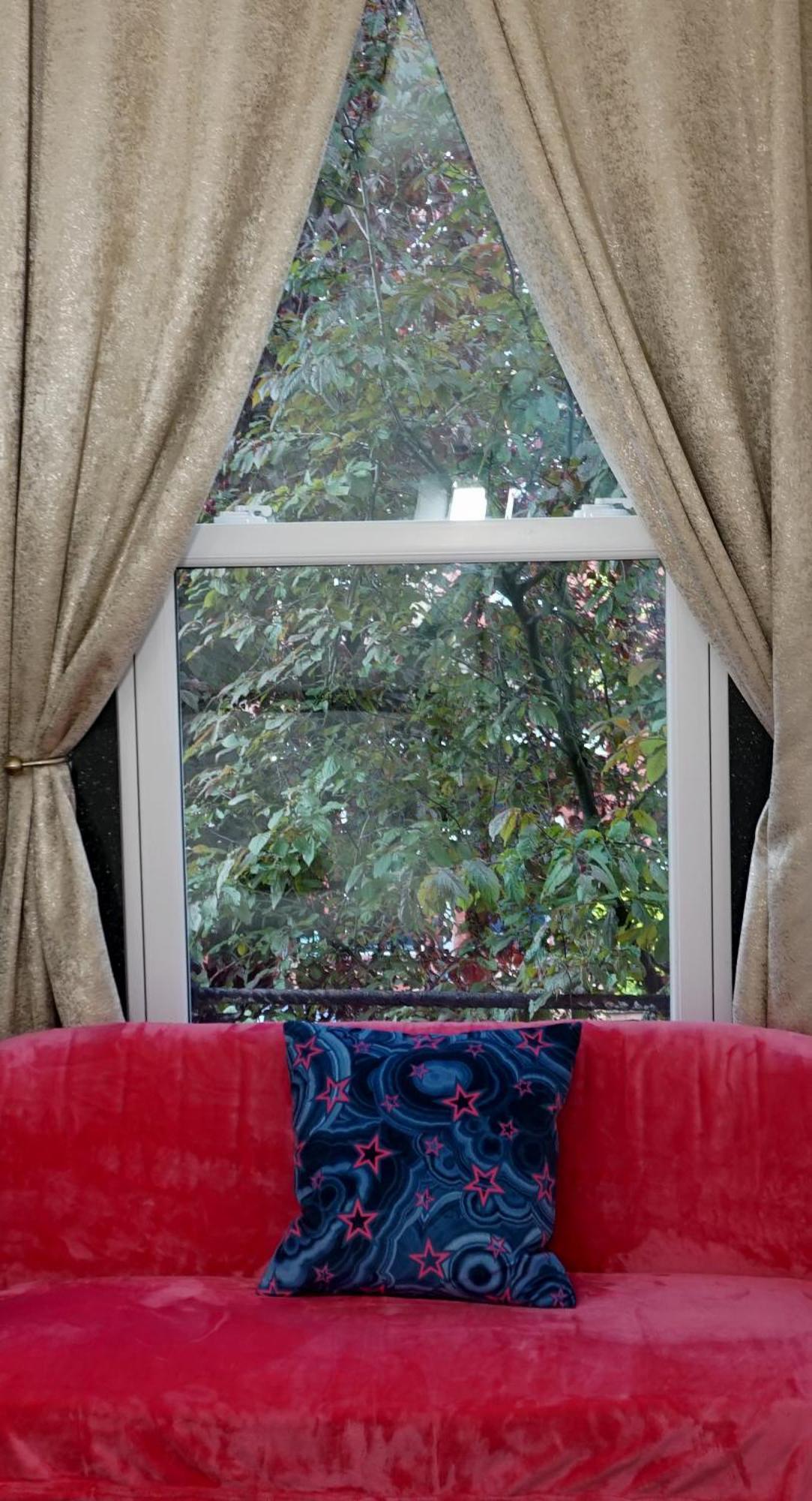 Beautiful London Home Sleeps 6, 2 Minutes To Metro Εξωτερικό φωτογραφία