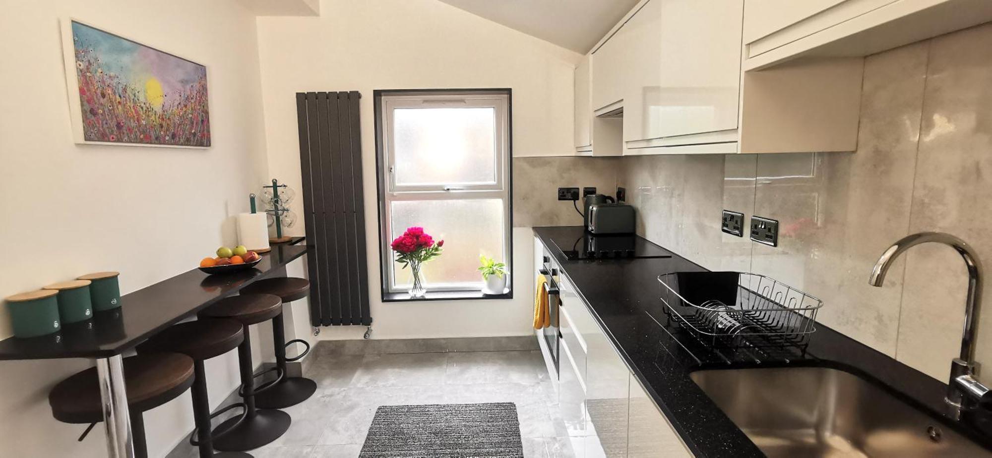 Beautiful London Home Sleeps 6, 2 Minutes To Metro Εξωτερικό φωτογραφία