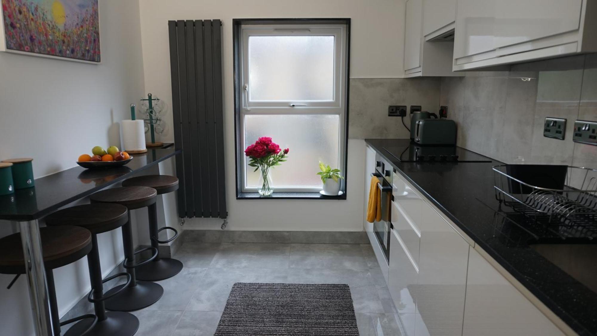 Beautiful London Home Sleeps 6, 2 Minutes To Metro Εξωτερικό φωτογραφία